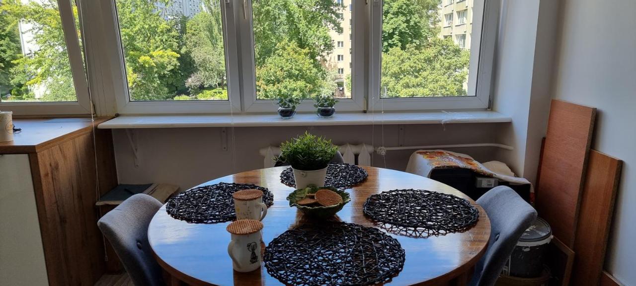 Przytulnie W Samym Centrum Warszawy Warschau Buitenkant foto