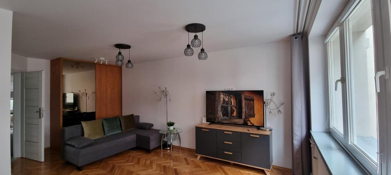 Przytulnie W Samym Centrum Warszawy Warschau Buitenkant foto